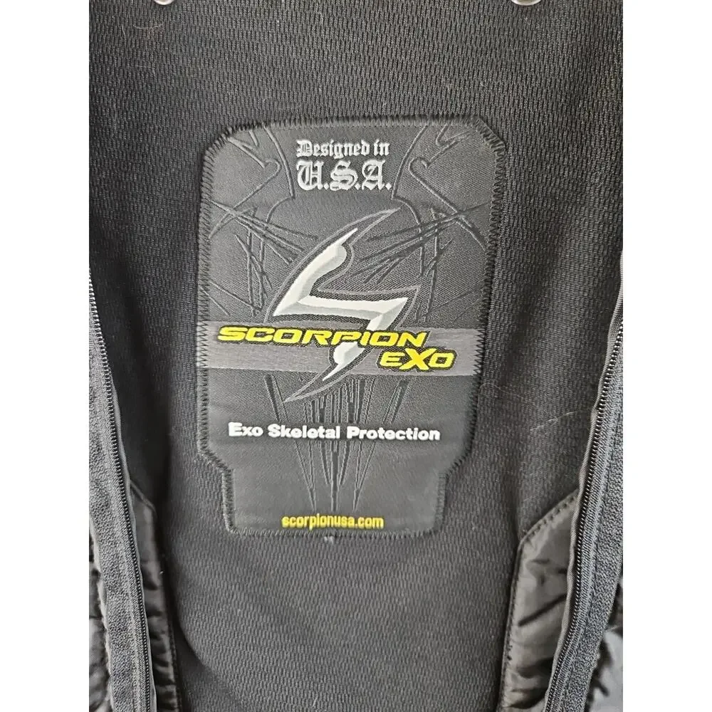 Motorcycle jacket Liner size Large Scorpion Exo Skeleton Liner only Black Puffer